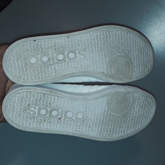 Adidas - Picture 5 of 8